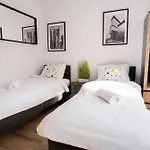 Hostloop Apartments - Swietego Pawla 10 Katowice