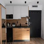 Aparthotel Hostloop Apartments - Swietego Pawla 10 3*