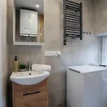 Hostloop Apartments - Swietego Pawla 10 3*
