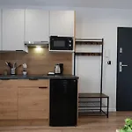 Апарт-отель Hostloop Apartments - Swietego Pawla 10 Катовице