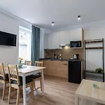 Апарт-отель Hostloop Apartments - Swietego Pawla 10