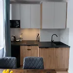 Hostloop Apartments - Swietego Pawla 10 3*