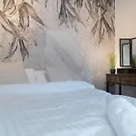 Hostloop Apartments - Swietego Pawla 10 Aparthotel