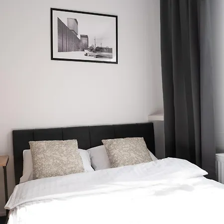 Flow - Swietego Pawla 10 3*