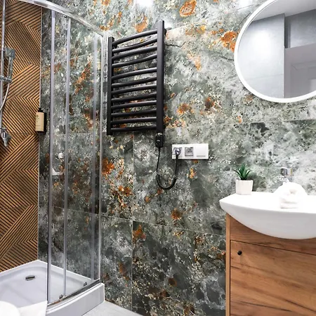 Flow - Swietego Pawla 10 3*