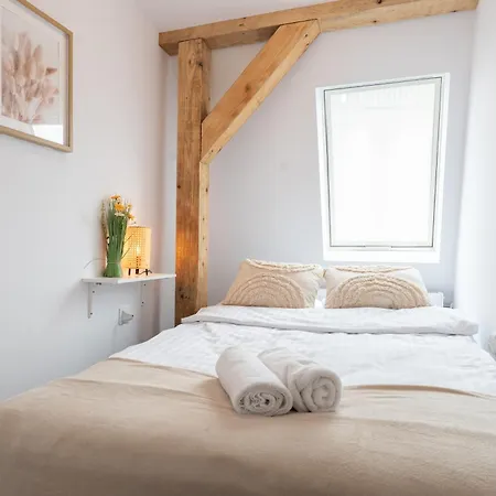 Flow - Swietego Pawla 10 Апарт-отель