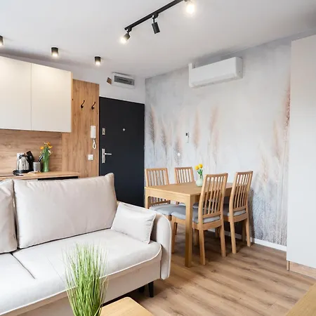 Flow - Swietego Pawla 10 Aparthotel 3*