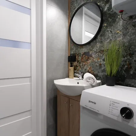 Flow - Swietego Pawla 10 Aparthotel 3*