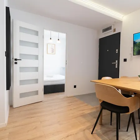 Apart Otel Hostloop - Swietego Pawla 10 3*
