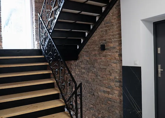 Flow - Swietego Pawla 10 Aparthotel 3*