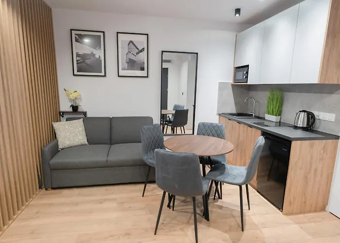 Flow - Swietego Pawla 10 Aparthotel 3*