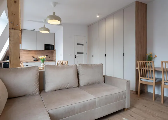 Flow - Swietego Pawla 10 Aparthotel 3*