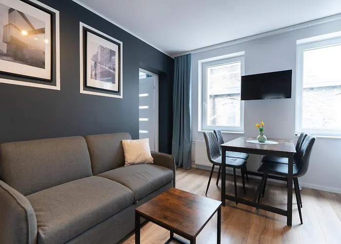 Flow - Swietego Pawla 10 Aparthotel 3*