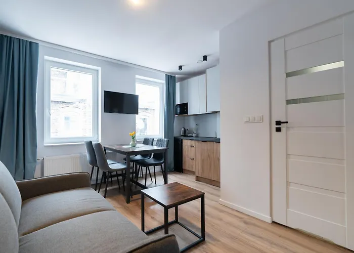 Flow - Swietego Pawla 10 3* Katoviçe